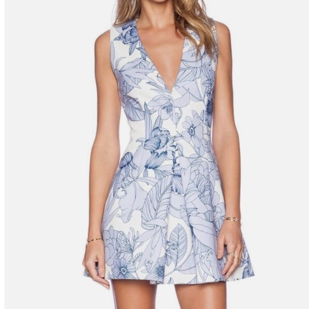$200 Sz S Revolve Keepsake Steal the Light Blue White Floral Mini Skater Dress